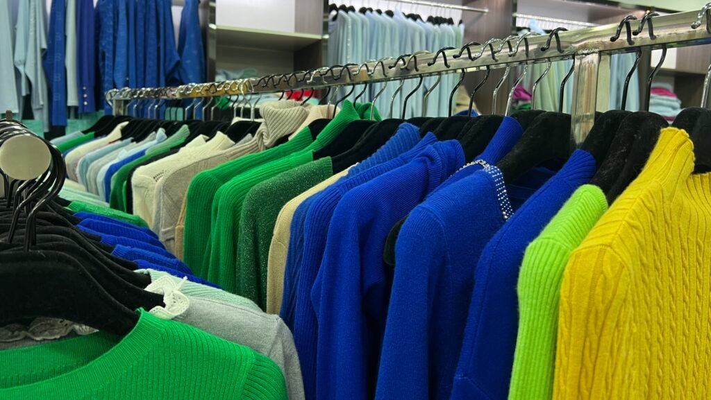 custom women’s knitwear styles for bulk orders